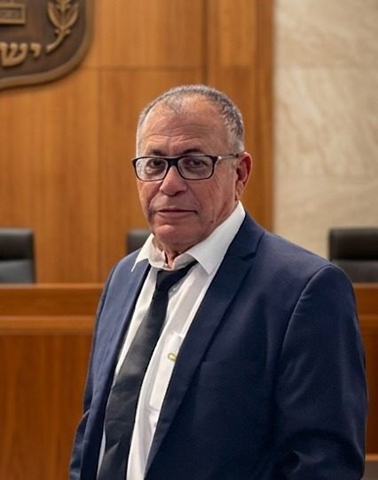 עו"ד יצחק גטניו